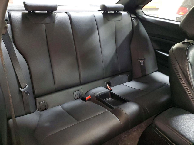 BMW 235 * M-Performance* КОЖА* ШИБИДАХ* - автомобили, коли, обяви за нови и употребявани 9