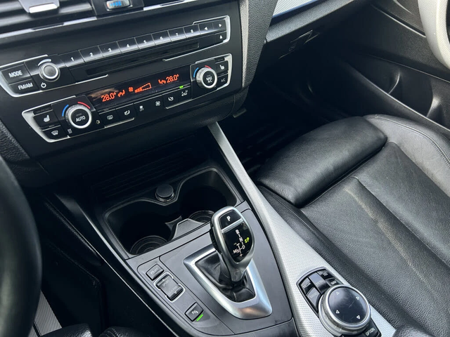 BMW 235 M* 235* HARMON* KARDON* LANE* ASSIST* RECARO* - автомобили, коли, обяви за нови и употребявани 10