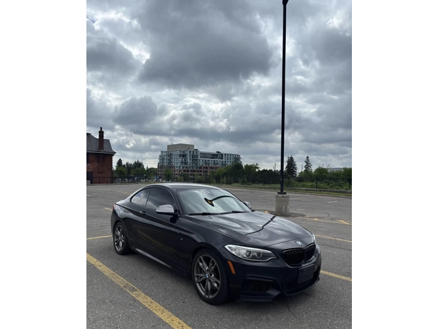 BMW 235 М * RWD * H&K * ЧЕРВЕН ИНТЕРИОР * CARFAX * - автомобили, коли, обяви за нови и употребявани 1