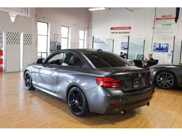 BMW 240 xDrive - M.PERF| SUNROOF| CAMERA| HEATED SEATS - автомобили, коли, обяви за нови и употребявани 2