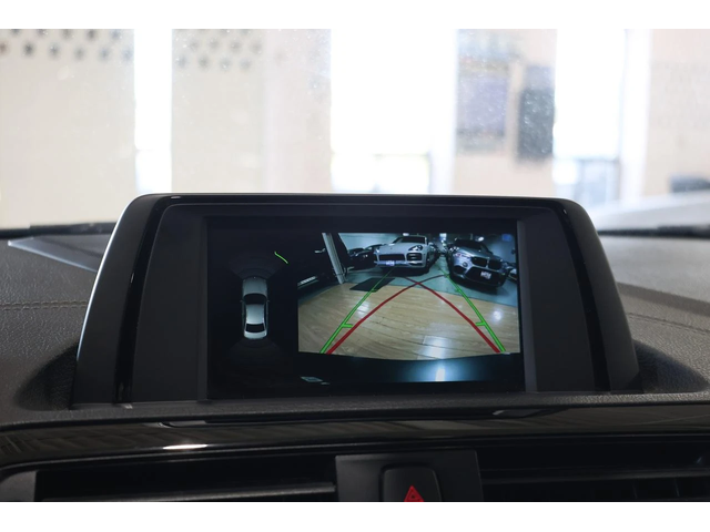 BMW 240 xDrive - M.PERF| SUNROOF| CAMERA| HEATED SEATS - автомобили, коли, обяви за нови и употребявани 9