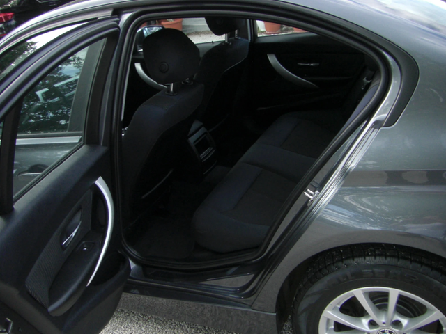 BMW 316 d 2.0d F30 NAVI SPORT - автомобили, коли, обяви за нови и употребявани 12