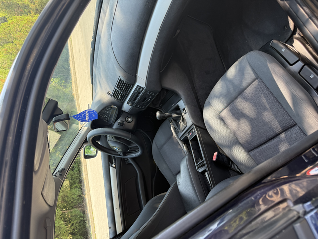 BMW 318, 2003 г., 220000 км, 116 к.с. - автомобили, коли, обяви за нови и употребявани 4