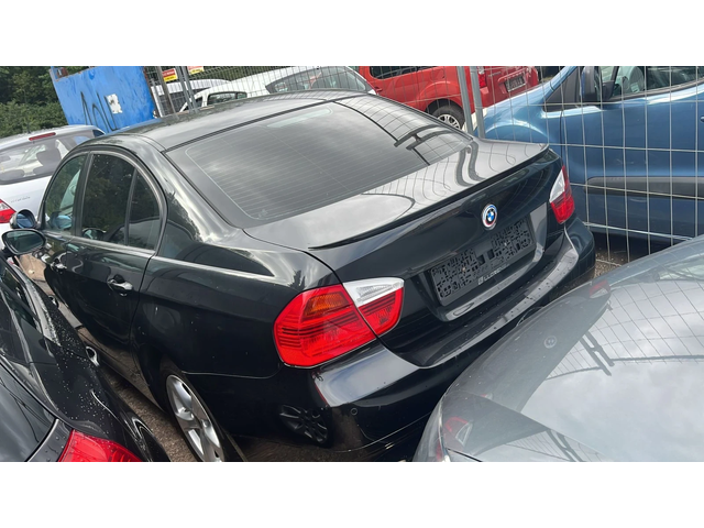BMW 318 - автомобили, коли, обяви за нови и употребявани 1