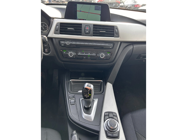 BMW 318 D AVTOMAT/NAVI - автомобили, коли, обяви за нови и употребявани 11