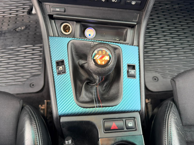 BMW 318 I - автомобили, коли, обяви за нови и употребявани 11