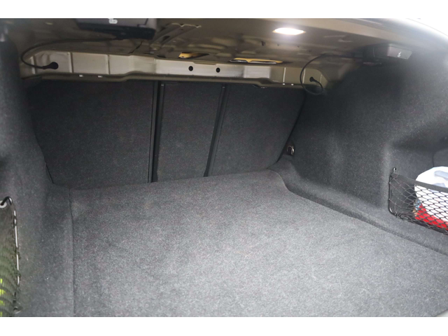 BMW 318d 318d - автомобили, коли, обяви за нови и употребявани 0