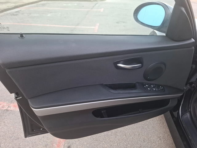 BMW 320 2.0D XENON АВТОПИЛОТ 6ск. - автомобили, коли, обяви за нови и употребявани 6