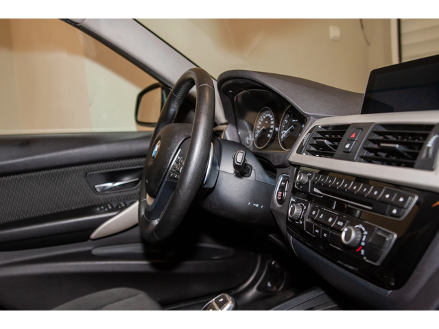 BMW 320 F30 | FACELIFT - автомобили, коли, обяви за нови и употребявани 8