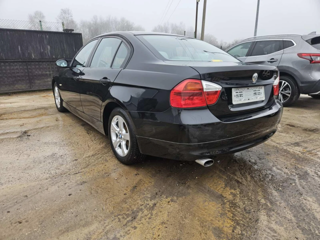 BMW 320 2.0 - автомобили, коли, обяви за нови и употребявани 2