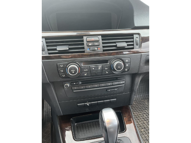 BMW 320 320i E90 - автомобили, коли, обяви за нови и употребявани 8