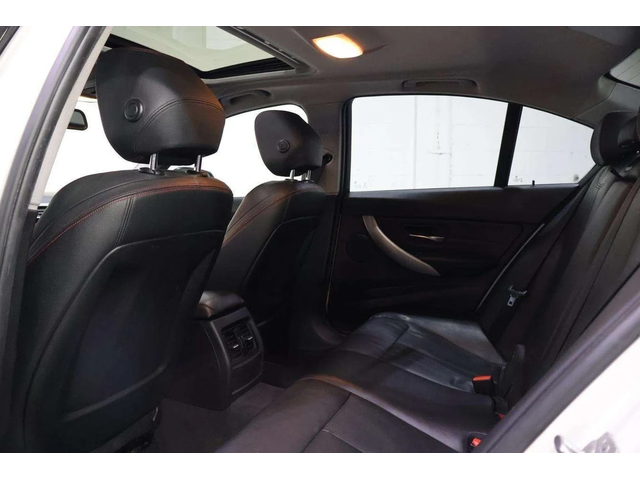 BMW 320 * xDrive * CARFAX * ЦЕНА ДО БГ - автомобили, коли, обяви за нови и употребявани 16