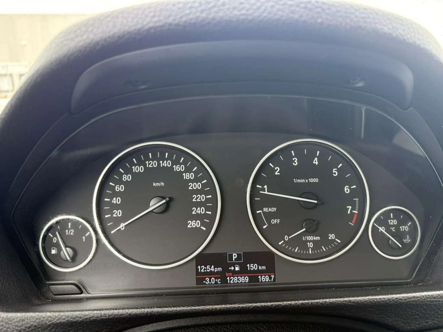 BMW 320 * CARFAX * ЦЕНА ДО БГ - автомобили, коли, обяви за нови и употребявани 16