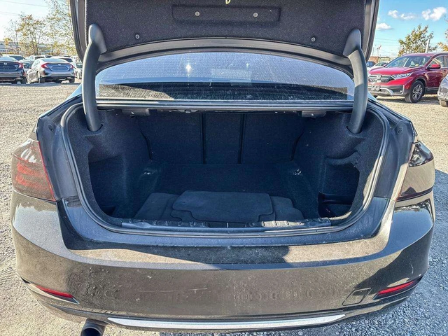 BMW 320 * xDrive * CARFAX * ЦЕНА ДО БГ - автомобили, коли, обяви за нови и употребявани 14