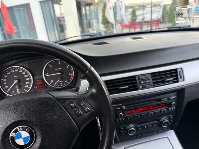 BMW 320 - автомобили, коли, обяви за нови и употребявани 13