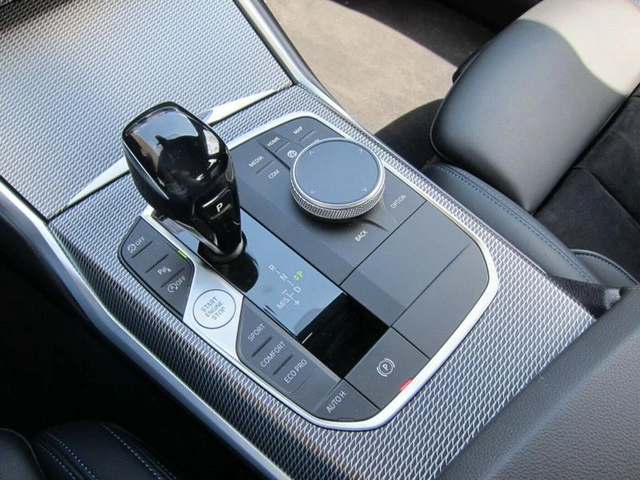 BMW 320 320d M-Sport - автомобили, коли, обяви за нови и употребявани 9