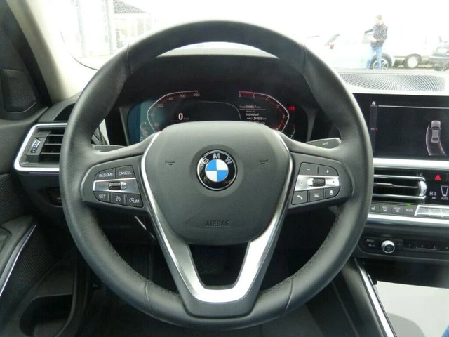 BMW 320 Advantage - автомобили, коли, обяви за нови и употребявани 10