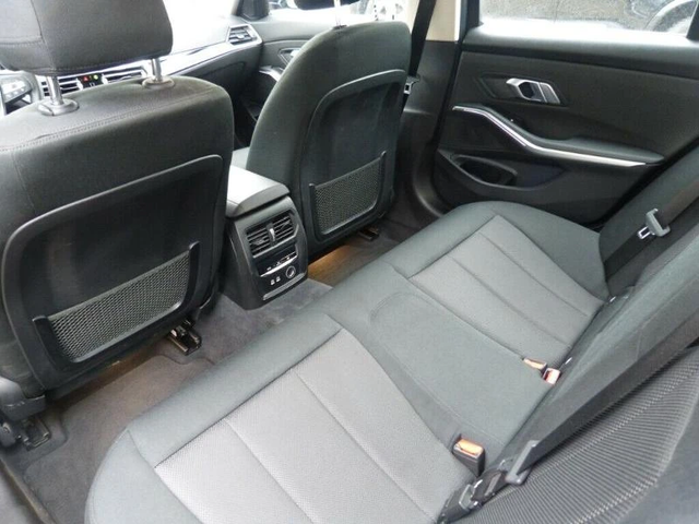 BMW 320 Advantage - автомобили, коли, обяви за нови и употребявани 2