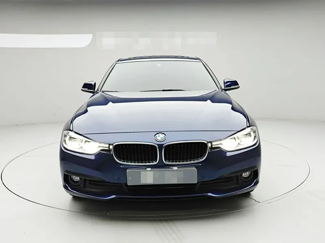 BMW 320 D xDrive - автомобили, коли, обяви за нови и употребявани 1