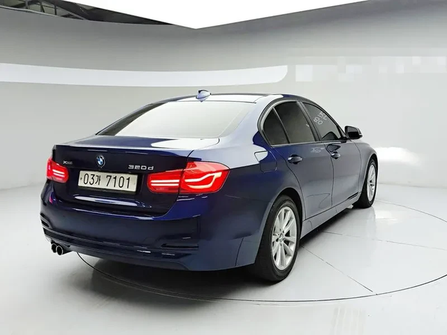 BMW 320 D xDrive - автомобили, коли, обяви за нови и употребявани 5