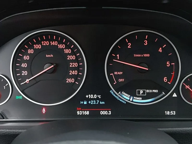 BMW 320 D xDrive - автомобили, коли, обяви за нови и употребявани 8