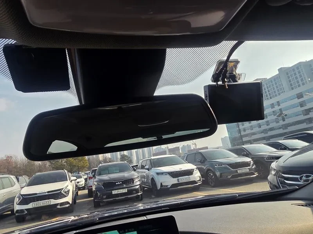 BMW 320 d - автомобили, коли, обяви за нови и употребявани 12