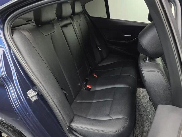 BMW 320 d - автомобили, коли, обяви за нови и употребявани 11