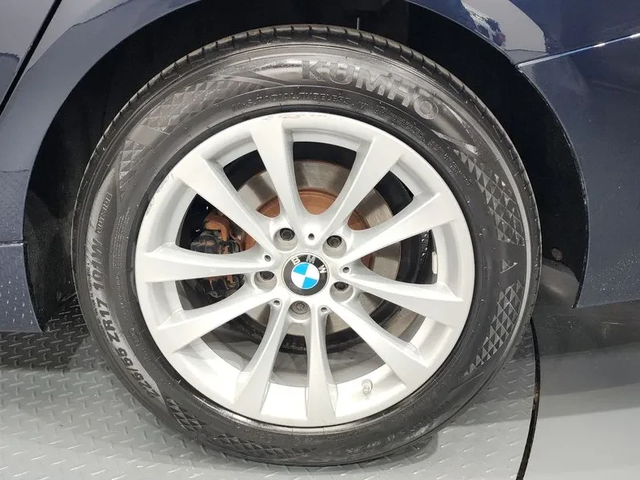 BMW 320 - автомобили, коли, обяви за нови и употребявани 4