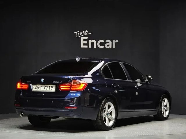 BMW 320 xDrive - автомобили, коли, обяви за нови и употребявани 1