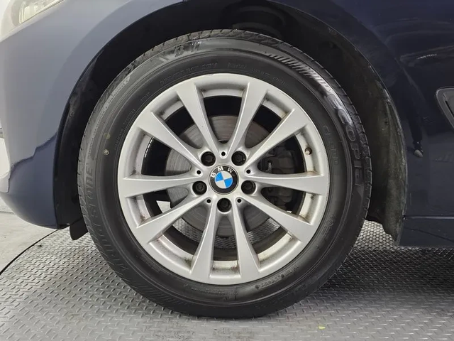 BMW 320 xDrive - автомобили, коли, обяви за нови и употребявани 4