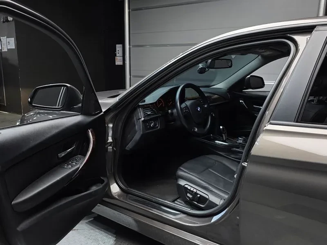 BMW 320 D xDrive - автомобили, коли, обяви за нови и употребявани 10