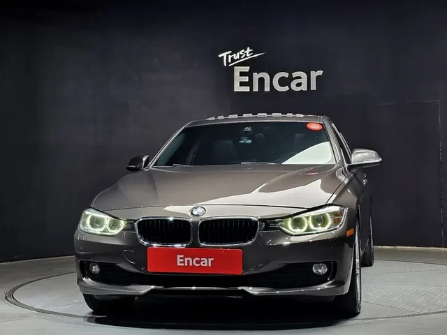 BMW 320 D xDrive - автомобили, коли, обяви за нови и употребявани 2