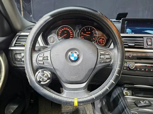 BMW 320 d - автомобили, коли, обяви за нови и употребявани 12