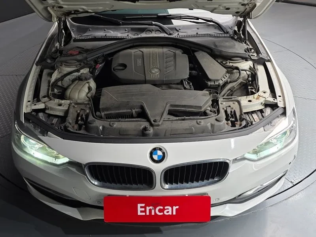 BMW 320 D xDrive - автомобили, коли, обяви за нови и употребявани 5