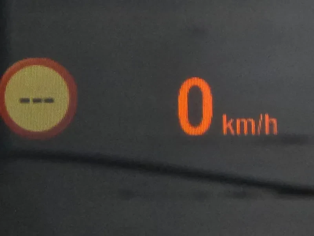 BMW 320 Gt 320D M Sports Premium - автомобили, коли, обяви за нови и употребявани 15