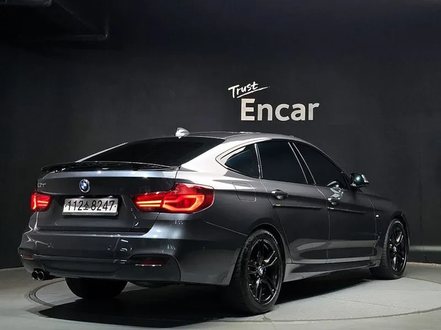 BMW 320 Gt 320D M Sports Premium - автомобили, коли, обяви за нови и употребявани 1