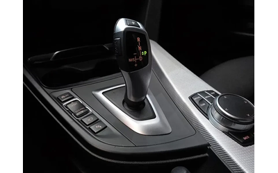 BMW 320 Gt 320D M Sports Premium - автомобили, коли, обяви за нови и употребявани 8