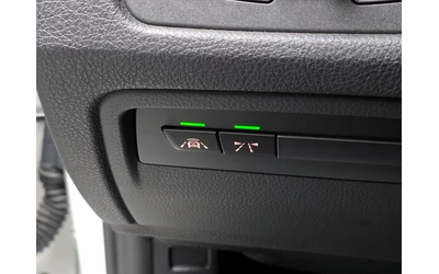 BMW 320 d ED Edition - автомобили, коли, обяви за нови и употребявани 16