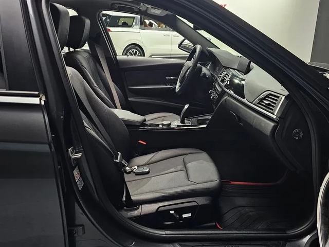 BMW 320 d ED Edition - автомобили, коли, обяви за нови и употребявани 10