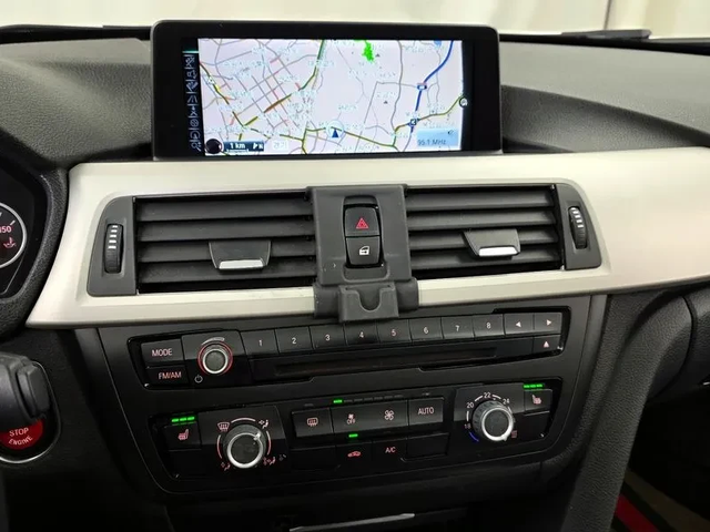 BMW 320 d ED Edition - автомобили, коли, обяви за нови и употребявани 13