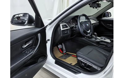 BMW 320 d ED Edition - автомобили, коли, обяви за нови и употребявани 9