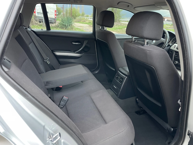BMW 320 2.0TDI-FEIS-ITALIA - автомобили, коли, обяви за нови и употребявани 6