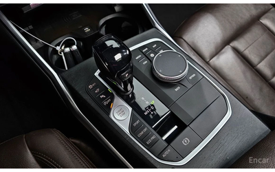 BMW 320 DISTRONIC* LASER* HARMAN KARDON* HEAD-UP* 360 CAM* - автомобили, коли, обяви за нови и употребявани 11