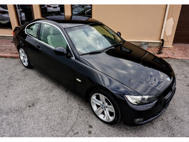 BMW 320 d COUPE FUTURA - автомобили, коли, обяви за нови и употребявани 1