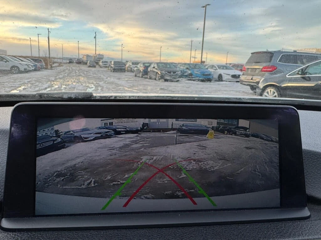 BMW 320 xDrive* Sedan* АвтоКредит* (ЦЕНА ДО БГ)* - автомобили, коли, обяви за нови и употребявани 13