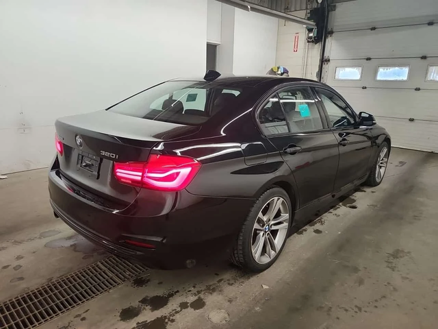 BMW 320 * XDRIVE * CARFAX * БЕЗ ИНЦИДЕНТИ * - автомобили, коли, обяви за нови и употребявани 2