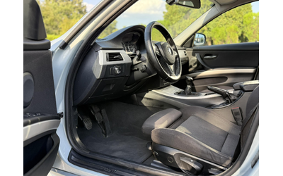 BMW 320 4х4 КАТО НОВА СЕРВИЗНА ИСТОРИЯ !!! - автомобили, коли, обяви за нови и употребявани 13