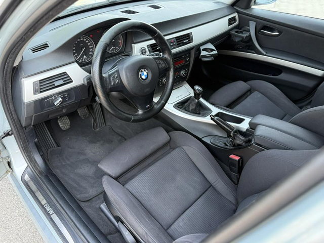 BMW 320 4х4 КАТО НОВА СЕРВИЗНА ИСТОРИЯ !!! - автомобили, коли, обяви за нови и употребявани 16