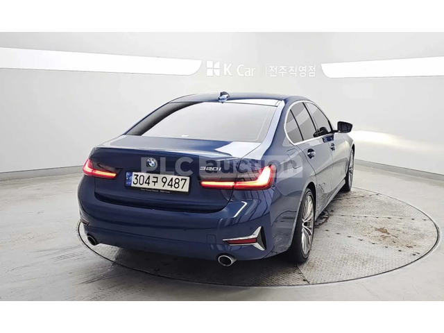 BMW 320 ПОДГРЕВИ * ПАНО * KEYLESS * - автомобили, коли, обяви за нови и употребявани 2