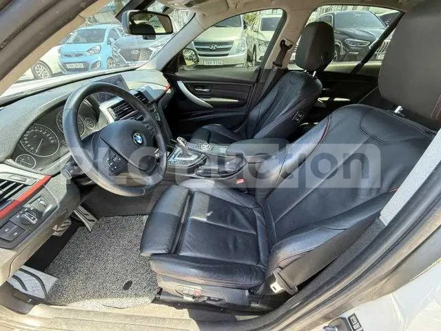 BMW 320 * HUD* ПОДГРЕВИ* ШИБИДАХ* - автомобили, коли, обяви за нови и употребявани 4